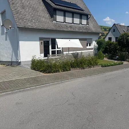 Daire Sonnenblick Boedefeld *